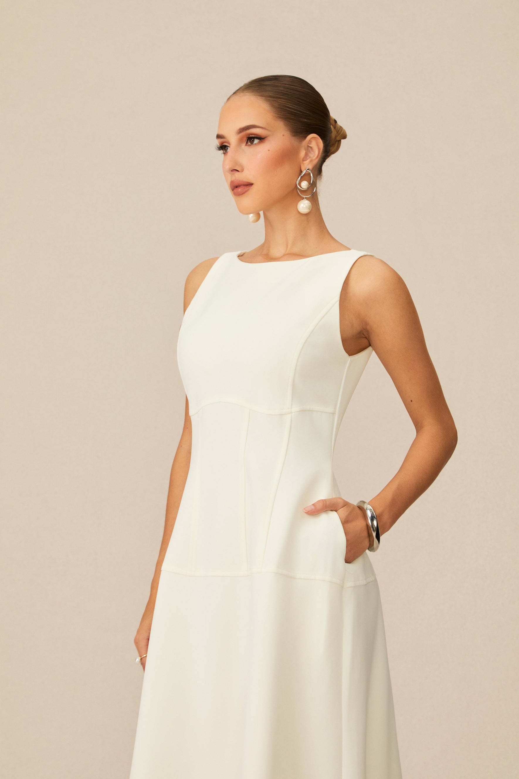 Classic Charm White Sleeveless Midi Dress
