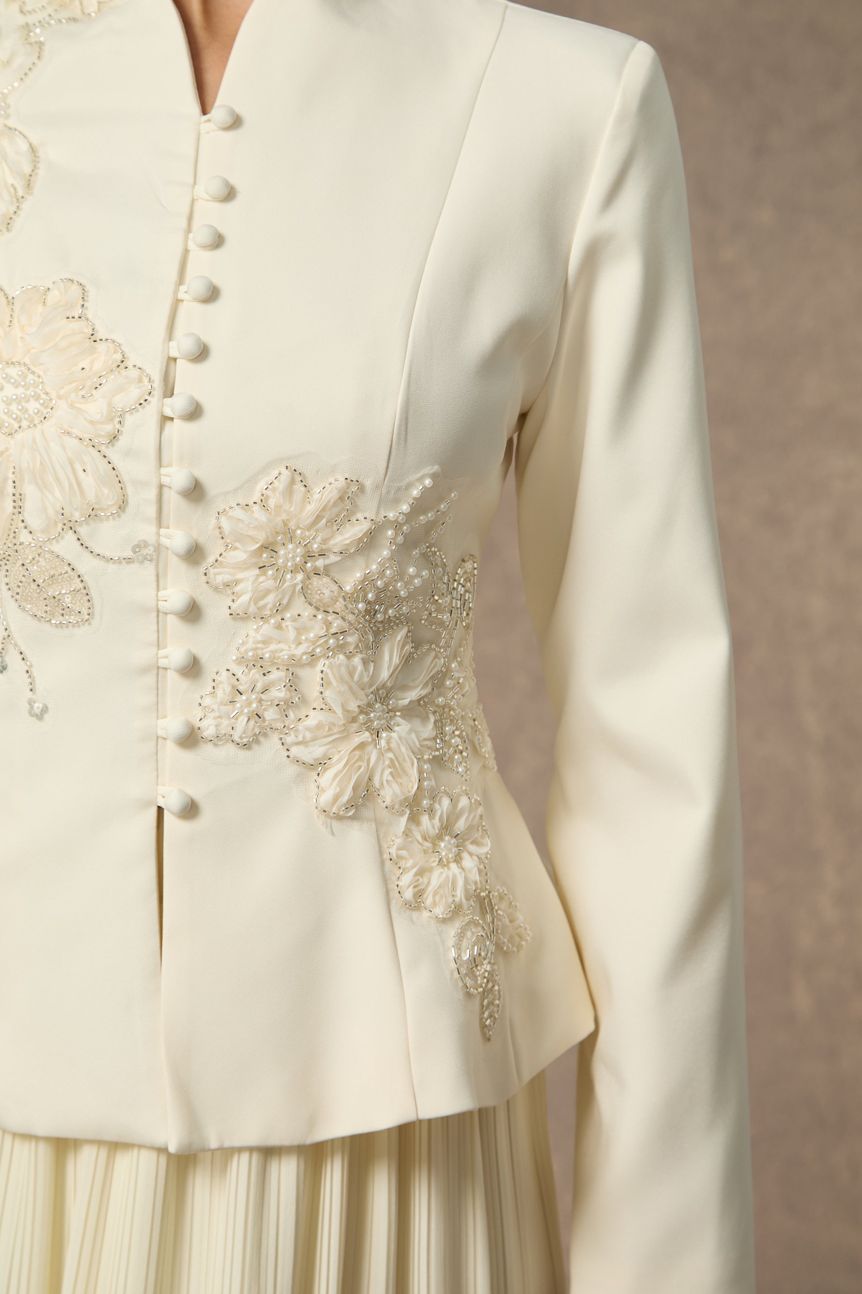 Graceful Arrival Black Lace Embroidered Jacket & Pleated Skirt Set