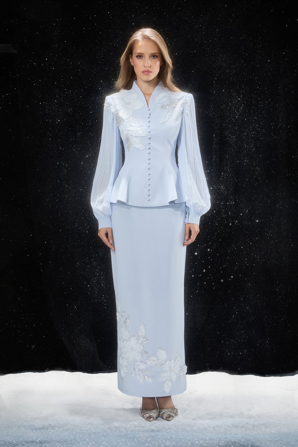 Confident Sensation Blue Floral Embroidery Pleated Sleeve Skirt Set