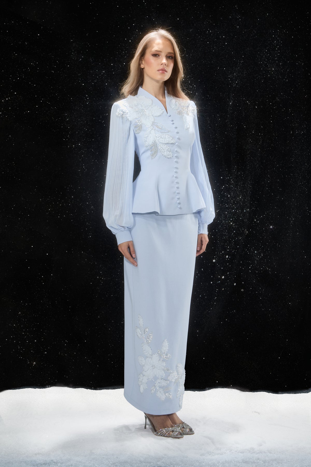 Confident Sensation Blue Floral Embroidery Pleated Sleeve Skirt Set