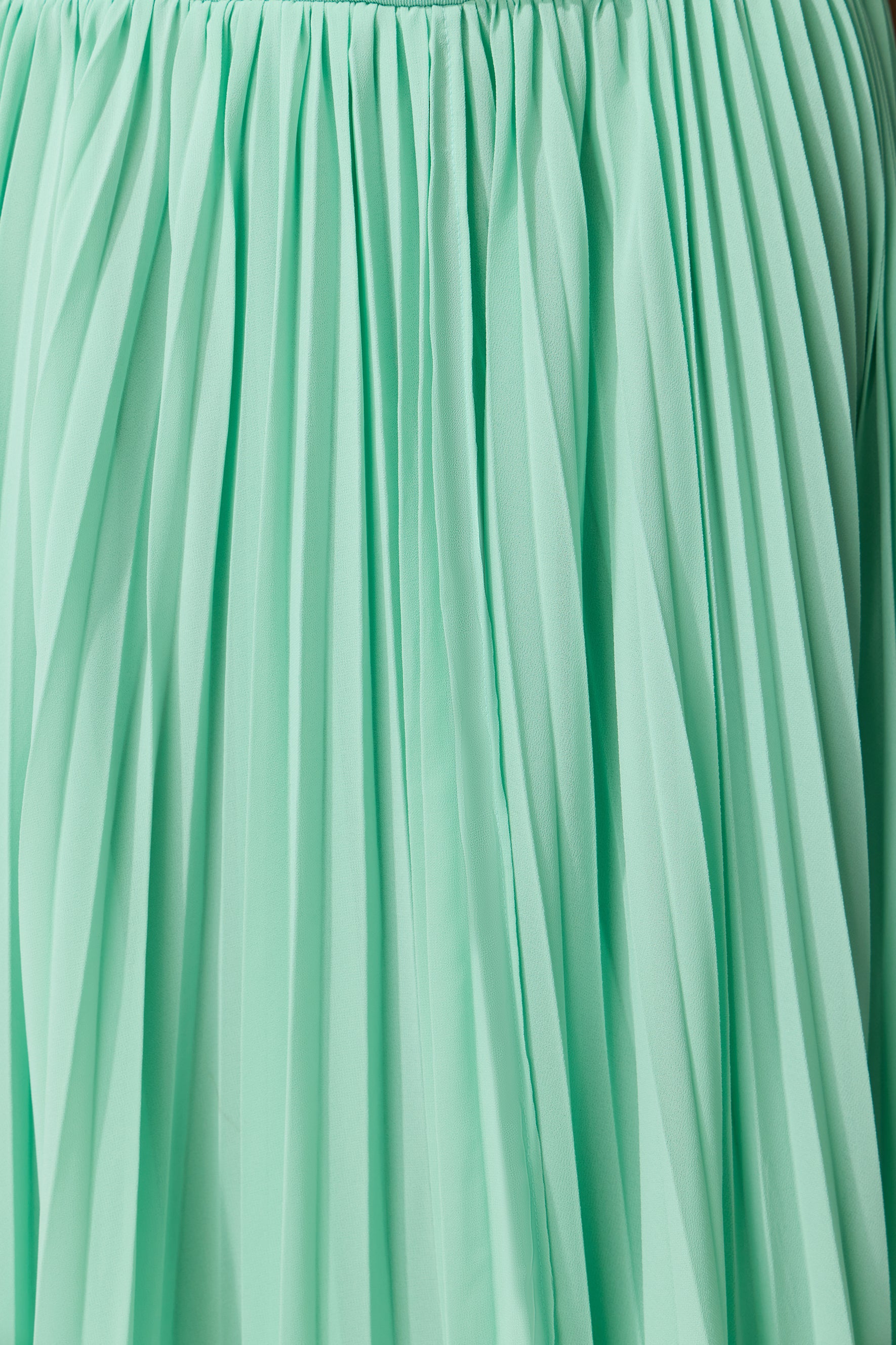 Easy To Love Green Sleeveless Pleated Maxi Dress
