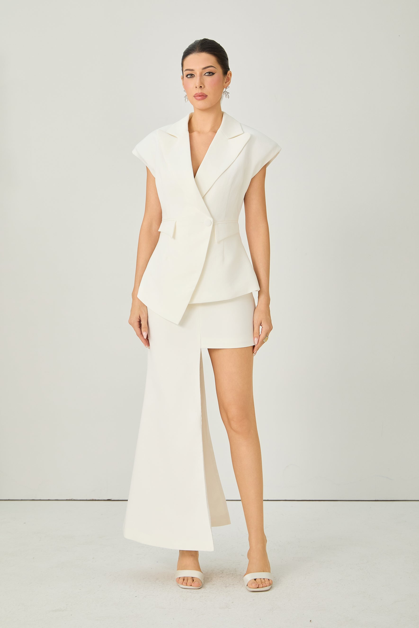 Always Eye-Catching White Lapel Vest Top & Asymmetric Skirt Set