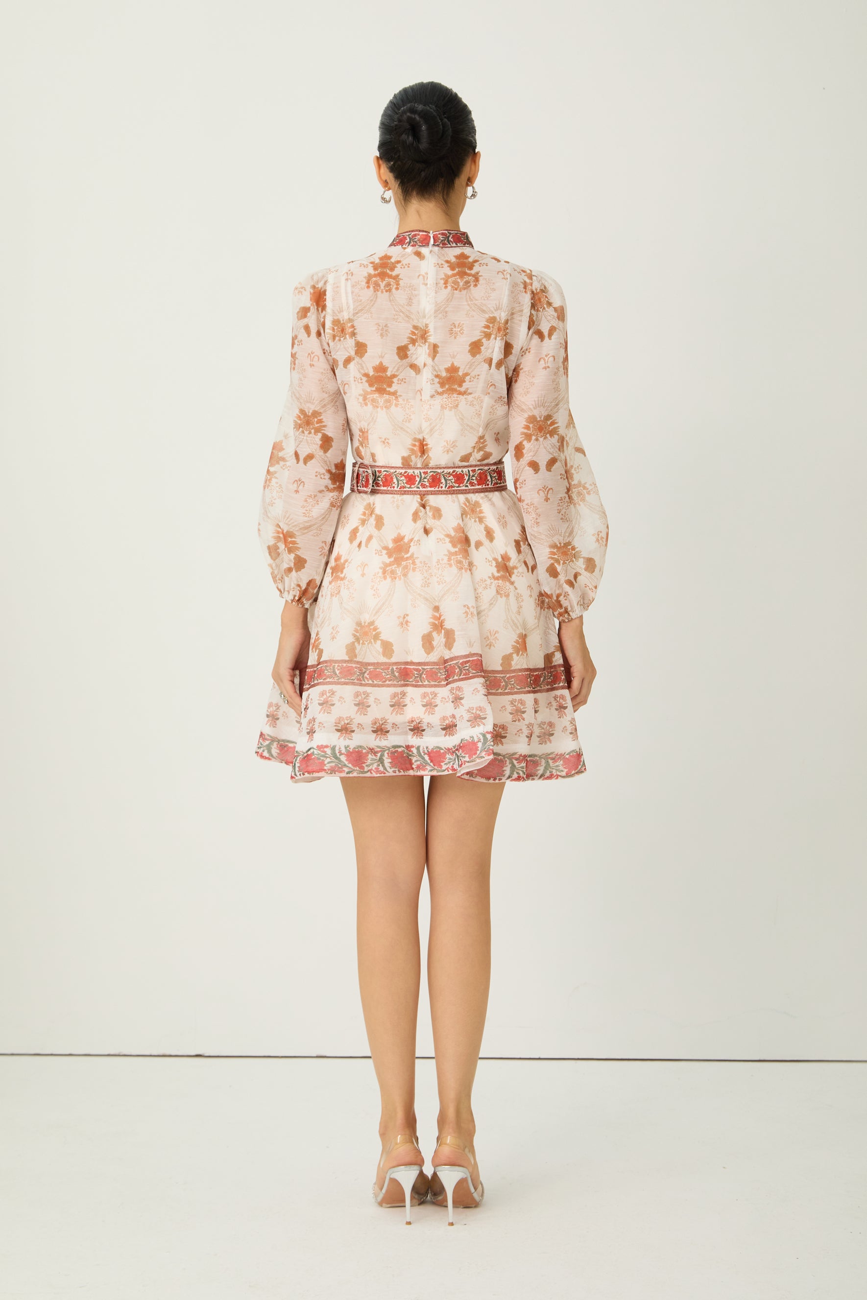 Confident Sensation Beige Balloon Sleeve Floral Print Mini Dress