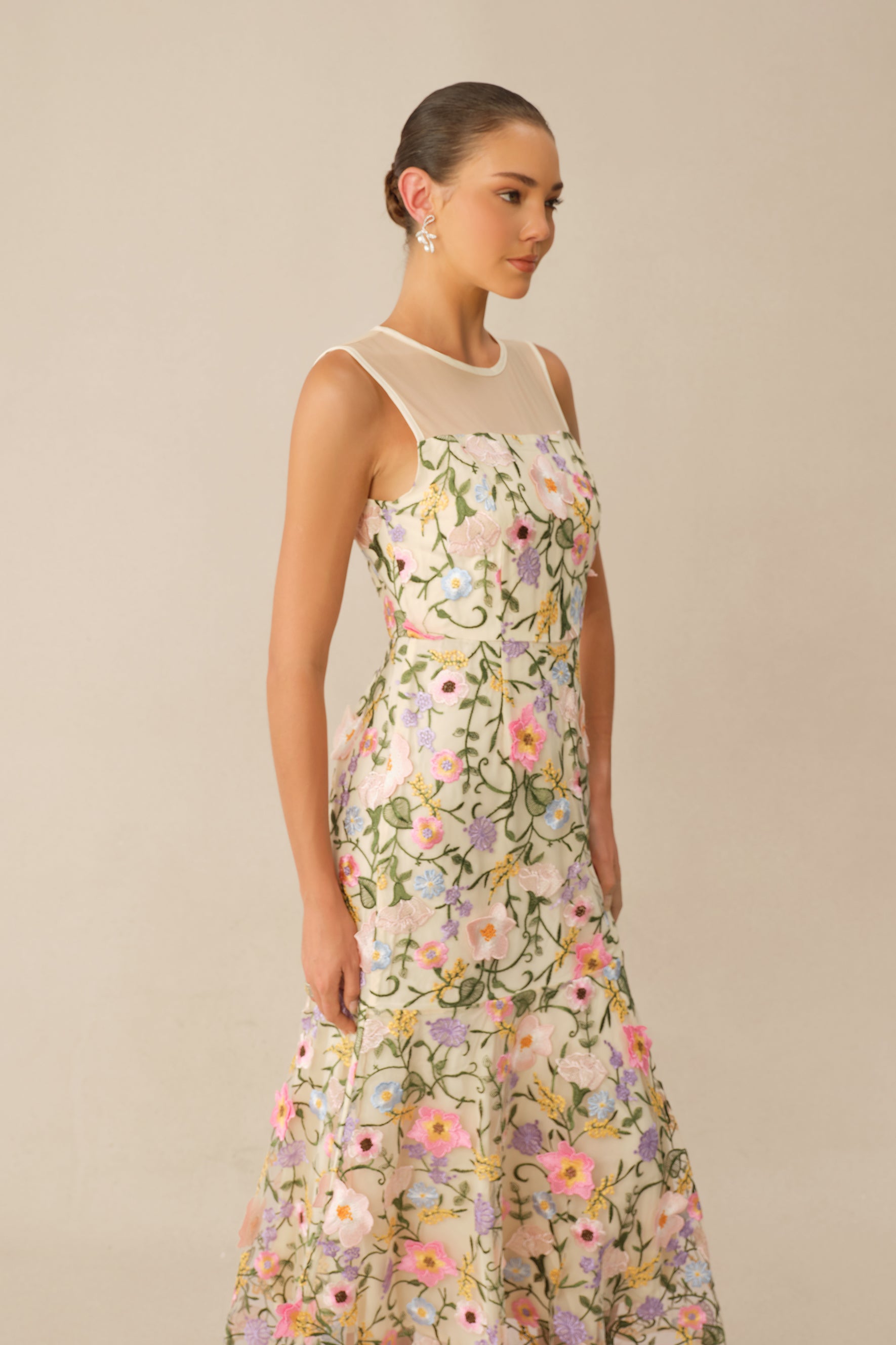 Brunch Ready Beige Floral Embroidered Sleeveless Midi Dress