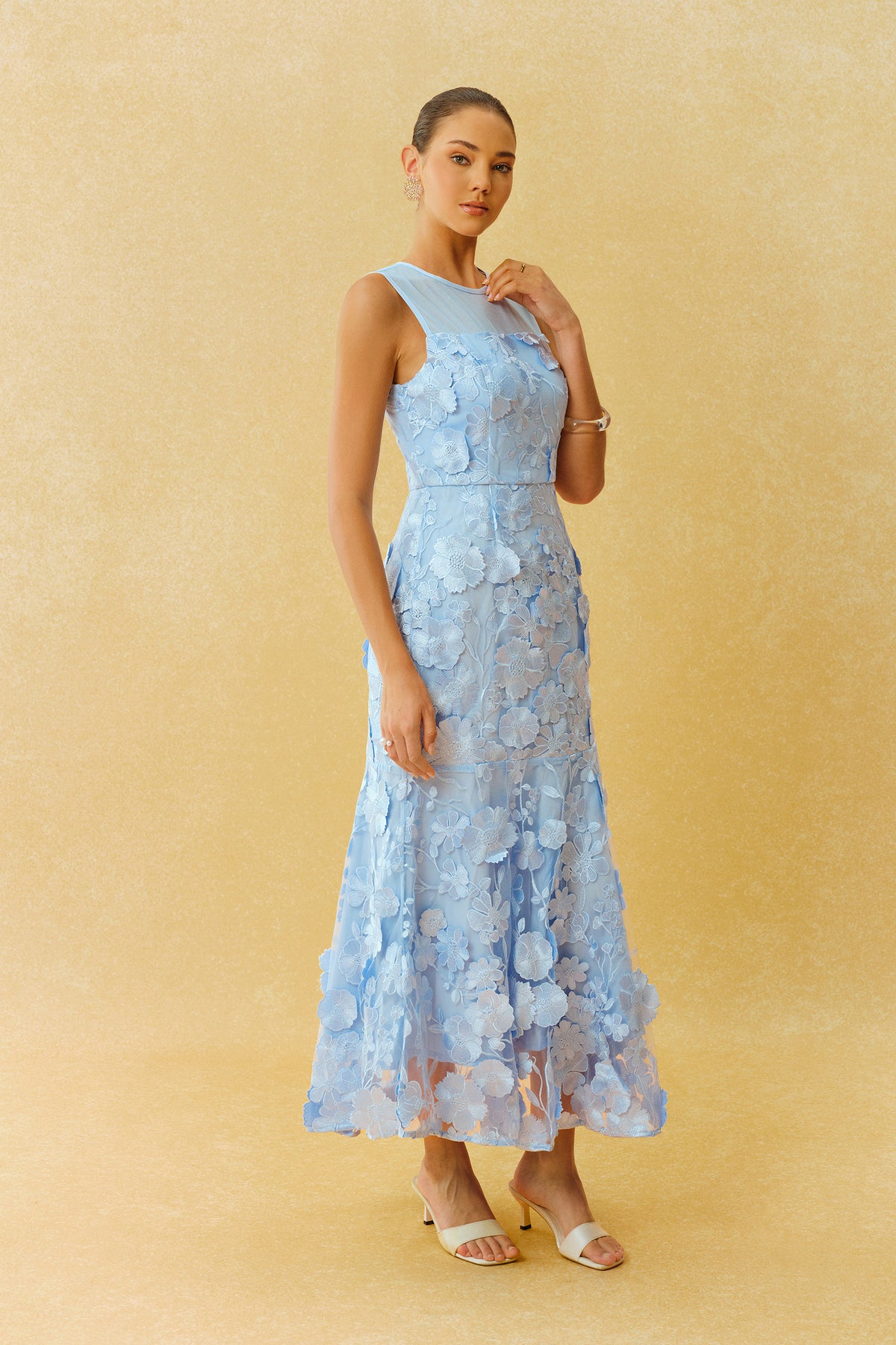 Always Graceful Blue Floral Applique Sleeveless Maxi Dress
