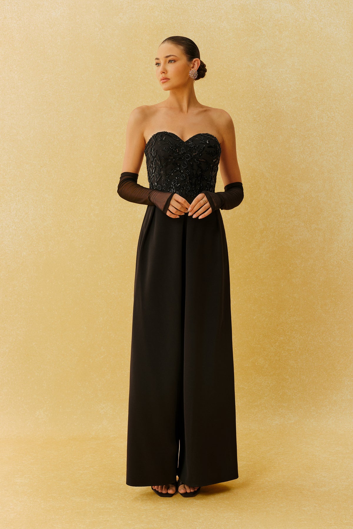 Night Elegance Black Sweetheart Beaded Jumpsuit With Gloves