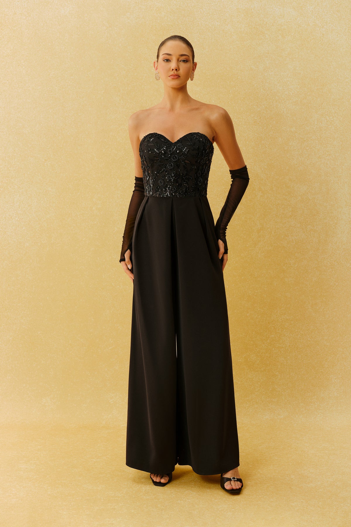 Night Elegance Black Sweetheart Beaded Jumpsuit With Gloves